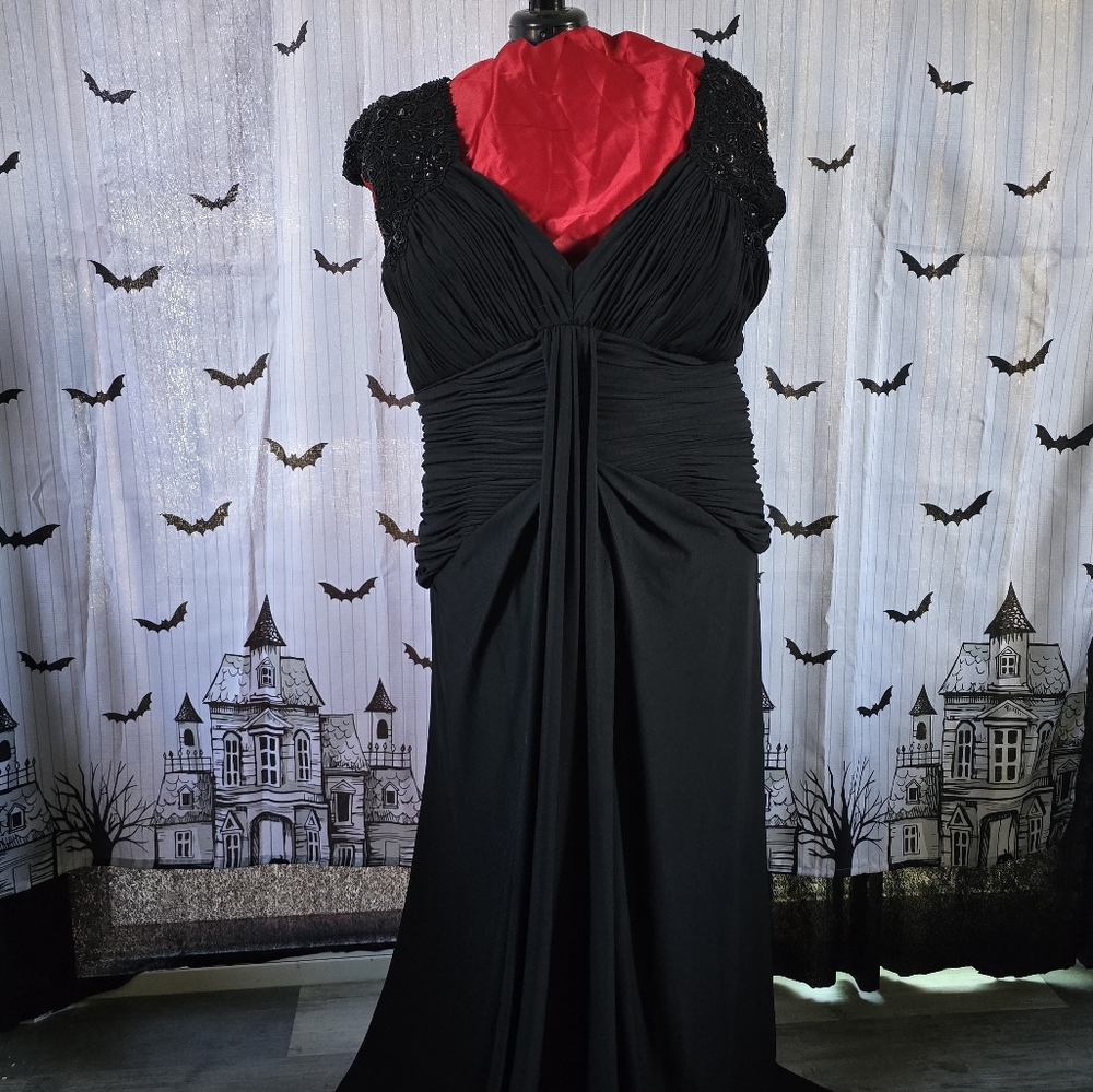 Mayqueen couture size 5xl black formal gown